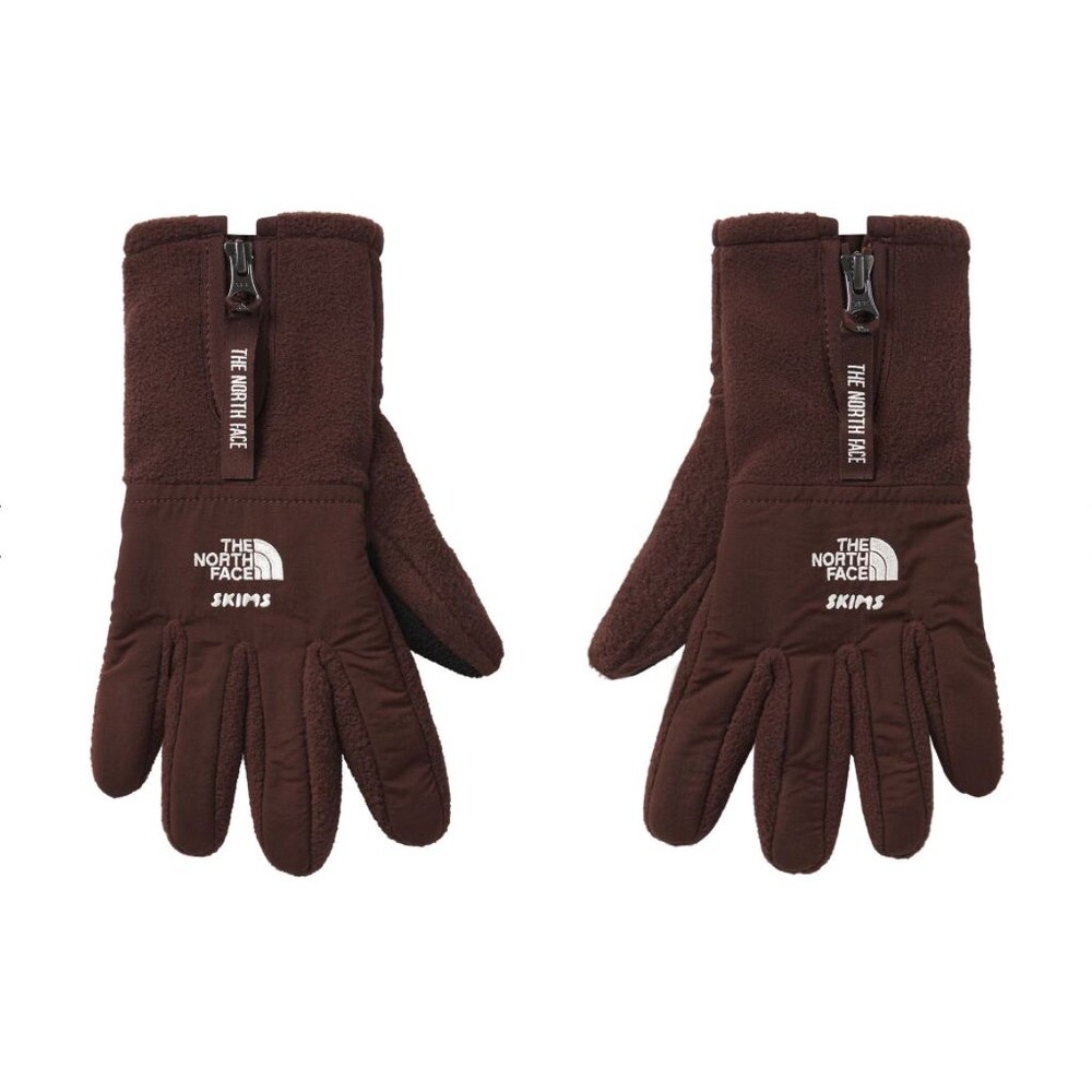 The North Face X SKIMS | Size M | Retro Denali Fleece Gloves Cocoa | In Hand!